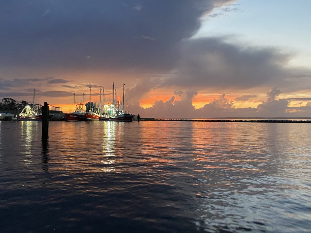 Inner Banks Sunrise Eastern NC Fishing Guide